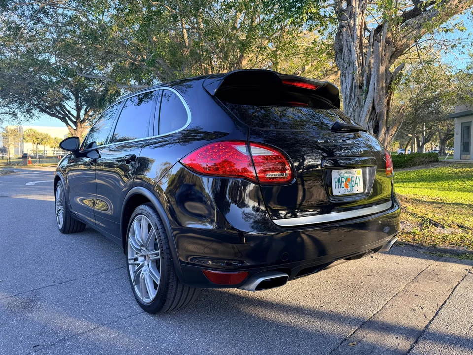 2014 Porsche 958 Cayenne S - Image 13 of 31