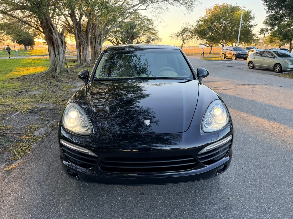 2014 Porsche 958 Cayenne S - Image 6 of 31