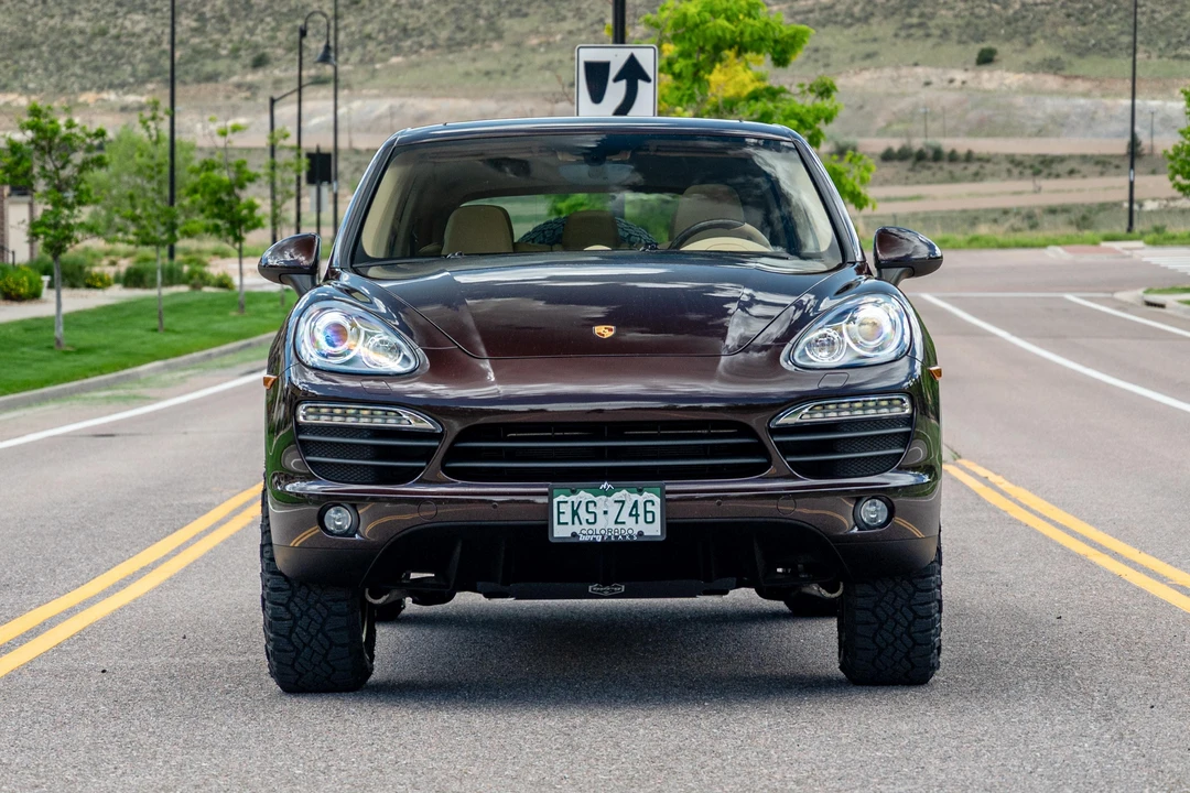 2014 Porsche 958 Cayenne S - Image 2 of 31