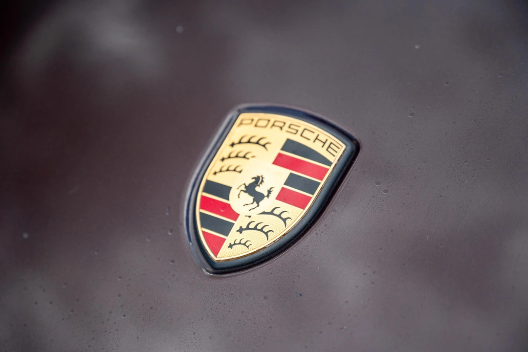 2014 Porsche 958 Cayenne S - Image 16 of 31