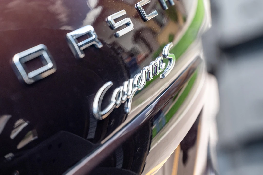 2014 Porsche 958 Cayenne S - Image 18 of 31