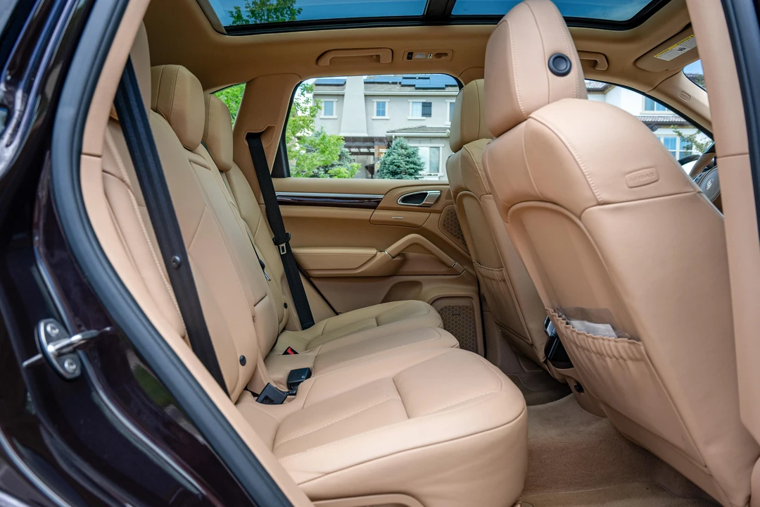 2014 Porsche 958 Cayenne S - Image 27 of 31