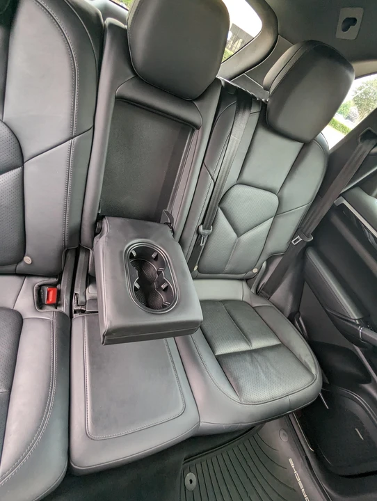 2014 Porsche 958 Cayenne S - Image 30 of 31