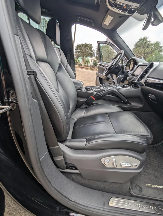 2014 Porsche 958 Cayenne S - Image 24 of 31