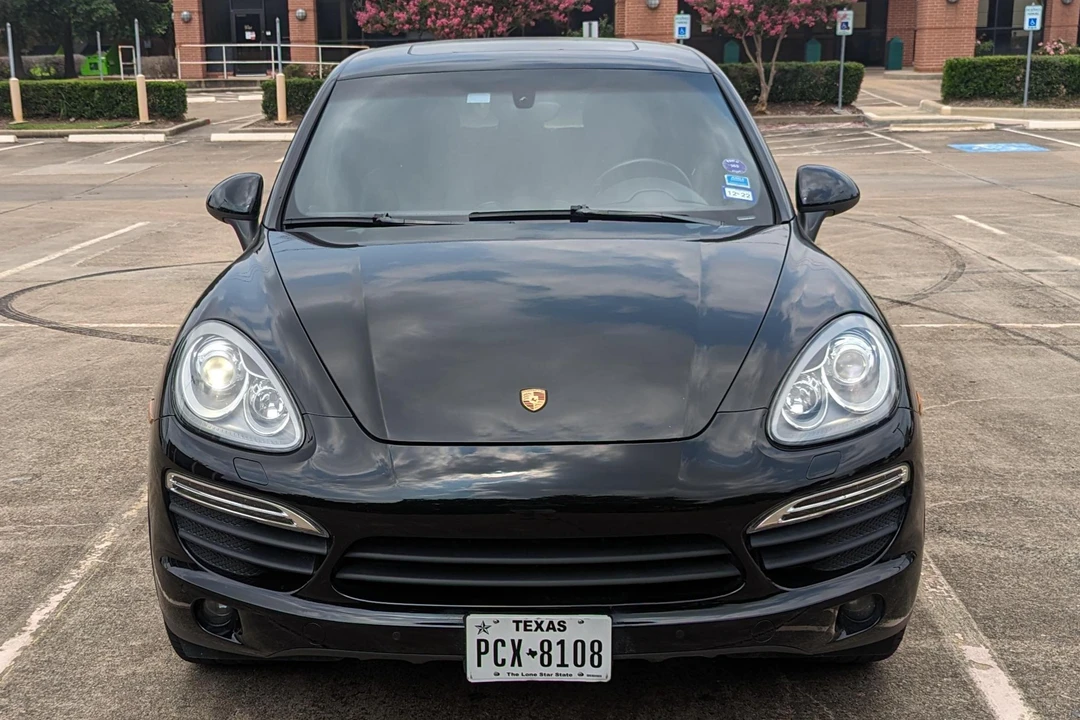 2014 Porsche 958 Cayenne S - Image 2 of 31