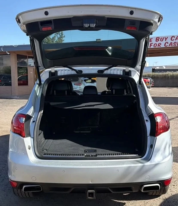 2014 Porsche 958 Cayenne - Image 11 of 20