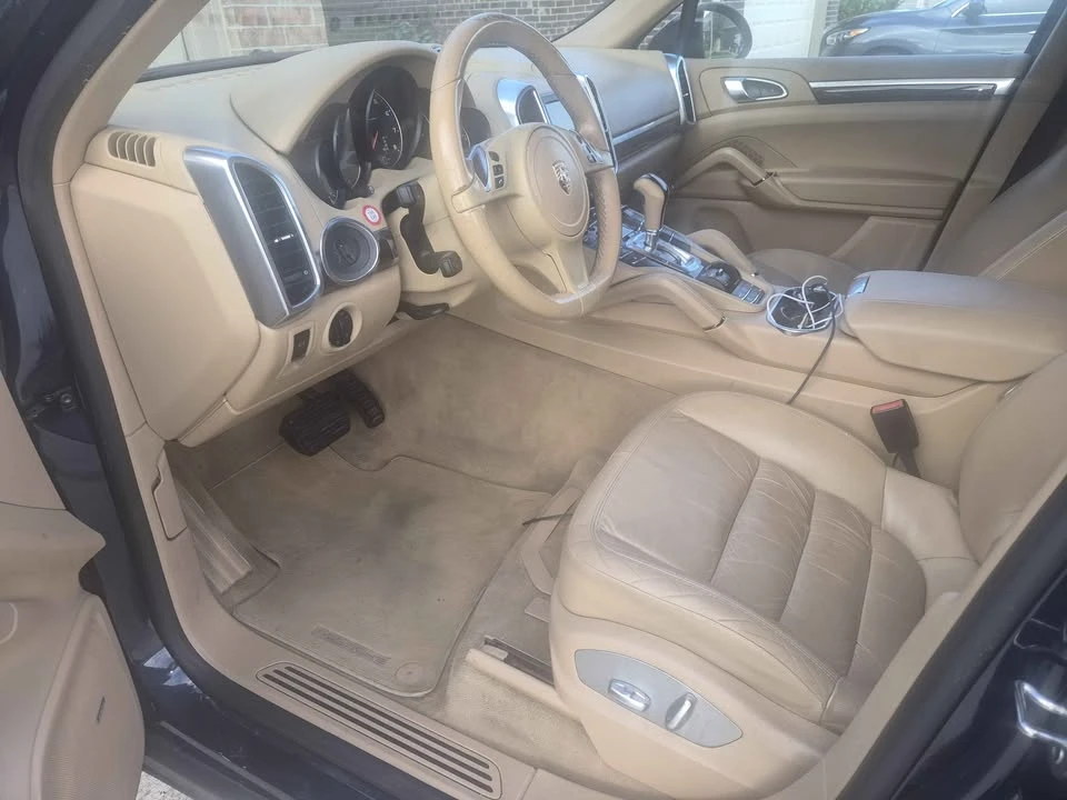 2014 Porsche 958 Cayenne - Image 11 of 16