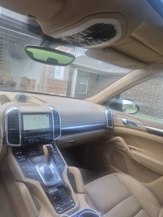 2014 Porsche 958 Cayenne - Image 16 of 16