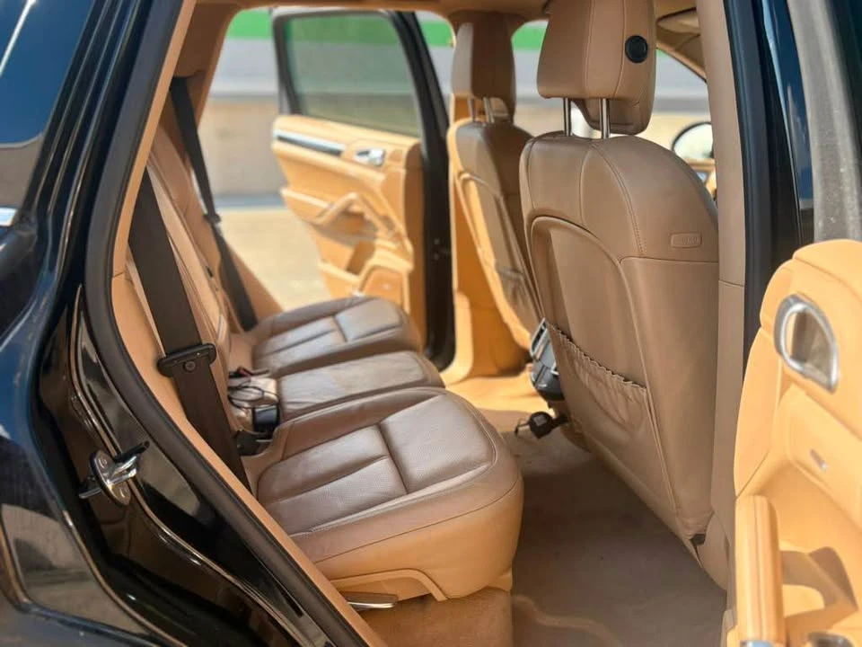 2014 Porsche 958 Cayenne - Image 12 of 14