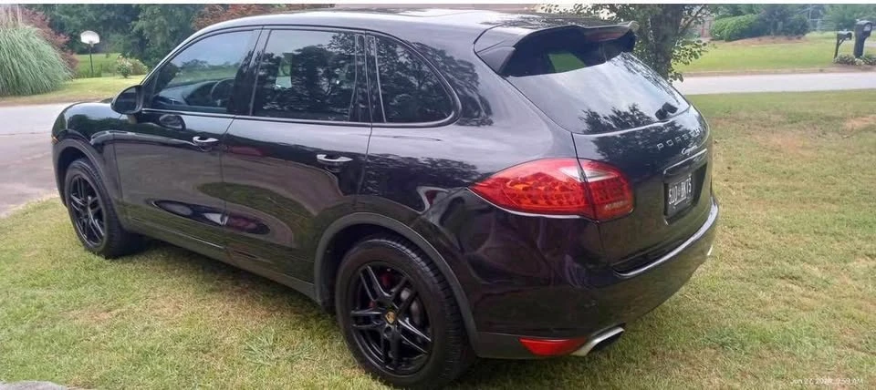 2014 Porsche 958 Cayenne - Image 2 of 7