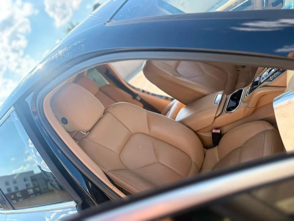 2014 Porsche 958 Cayenne - Image 7 of 14
