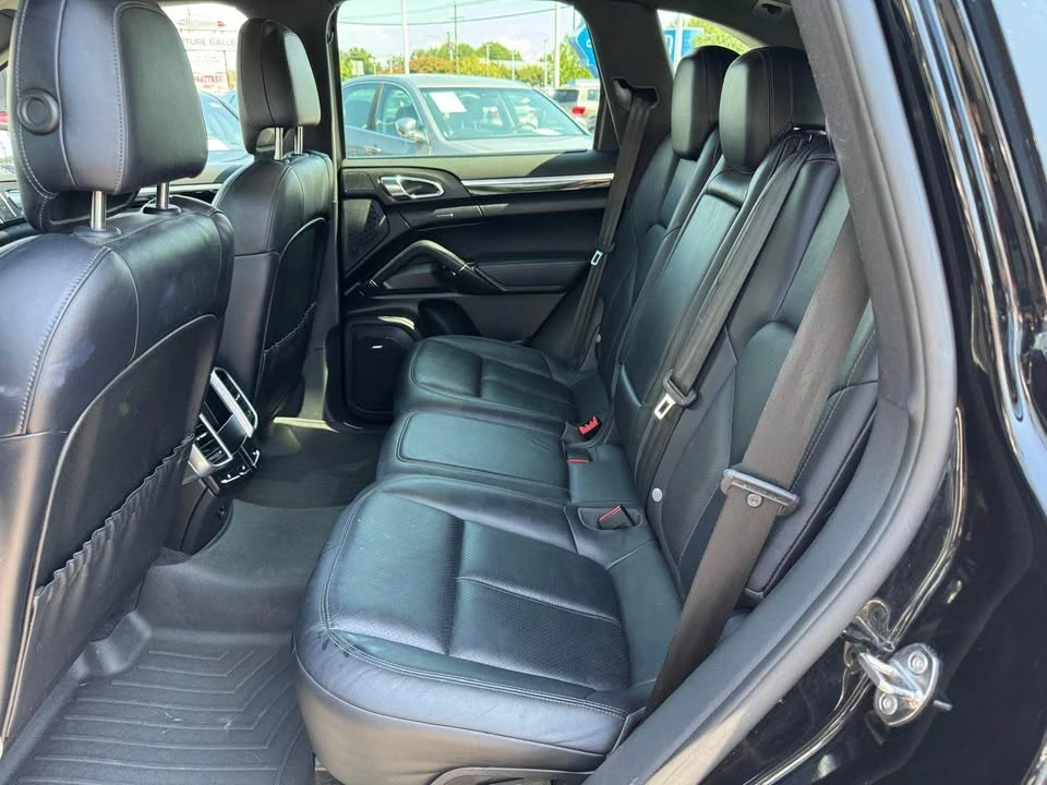 2014 Porsche 958 Cayenne - Image 11 of 20
