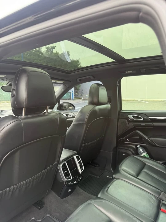 2014 Porsche 958 Cayenne - Image 11 of 20