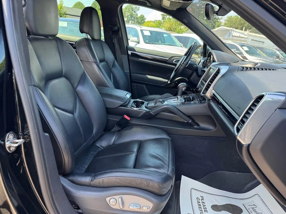2014 Porsche 958 Cayenne - Image 14 of 20