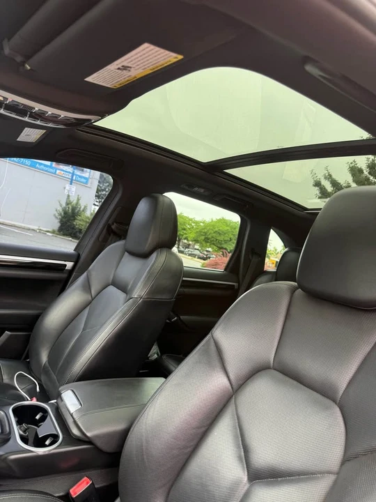 2014 Porsche 958 Cayenne - Image 15 of 20