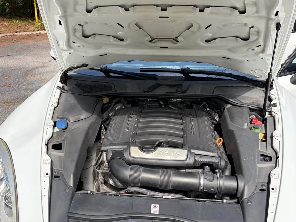 2014 Porsche 958 Cayenne - Image 16 of 16