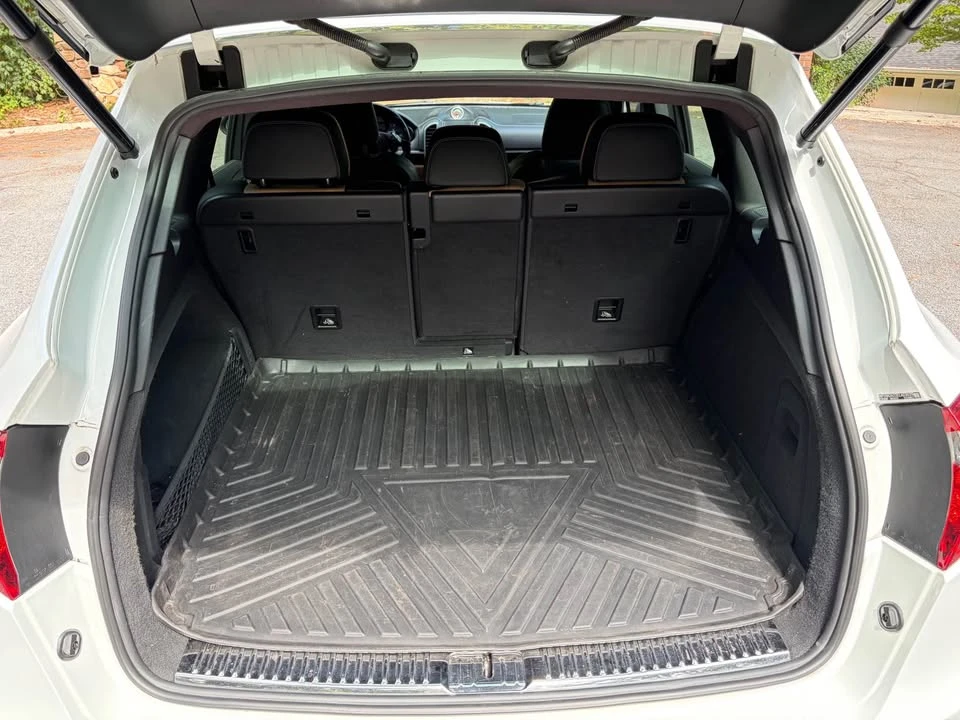 2014 Porsche 958 Cayenne - Image 14 of 16