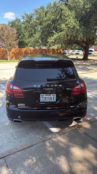 2014 Porsche 958 Cayenne - Image 5 of 9