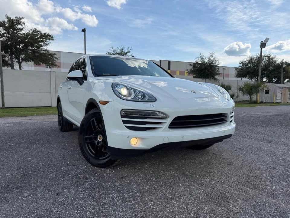 2014 Porsche 958 Cayenne - Image 3 of 20
