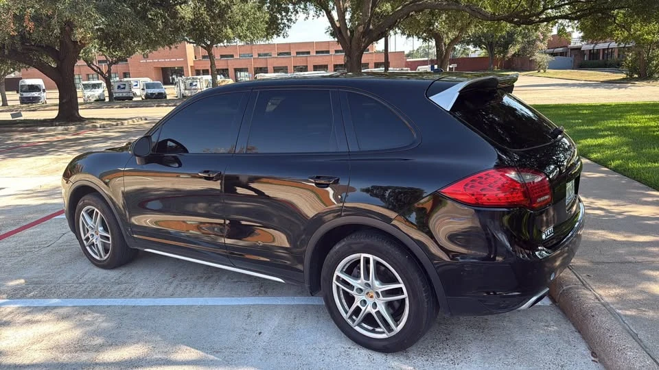 2014 Porsche 958 Cayenne - Image 4 of 9