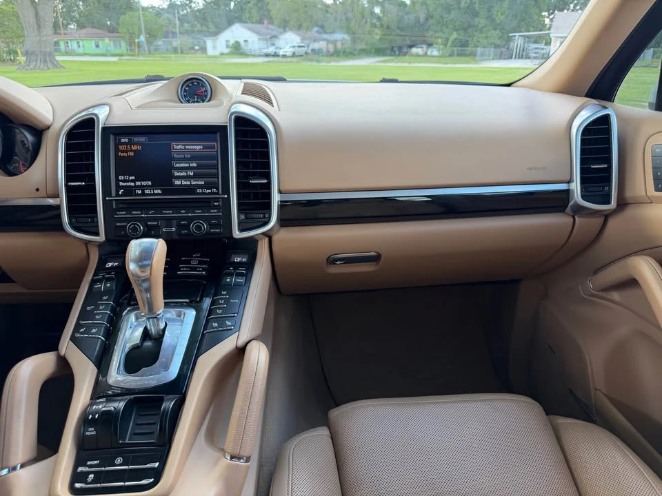 2014 Porsche 958 Cayenne - Image 15 of 20