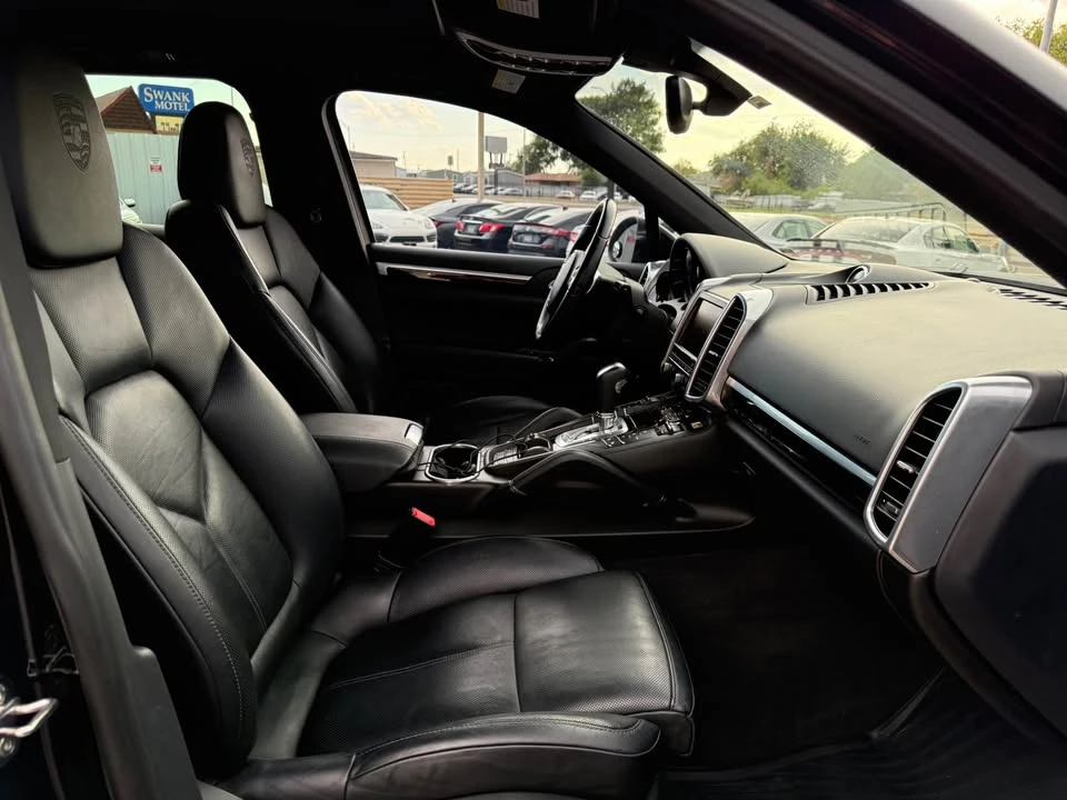 2014 Porsche 958 Cayenne - Image 8 of 20