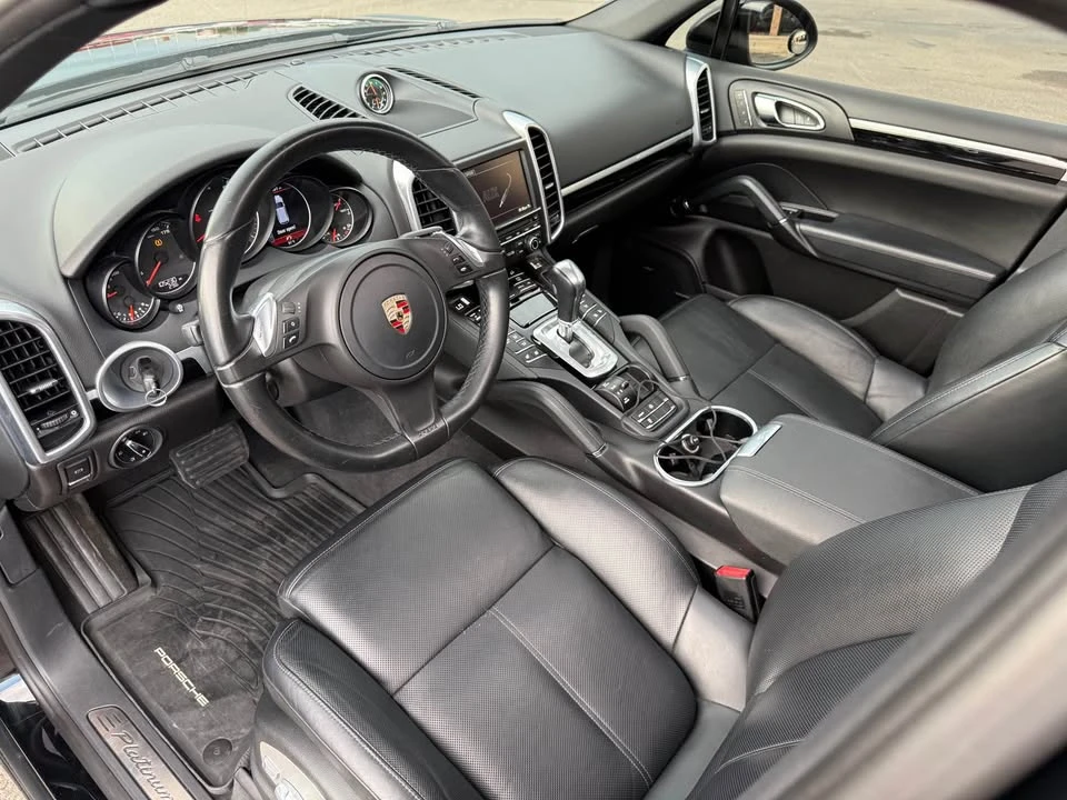 2014 Porsche 958 Cayenne - Image 13 of 20