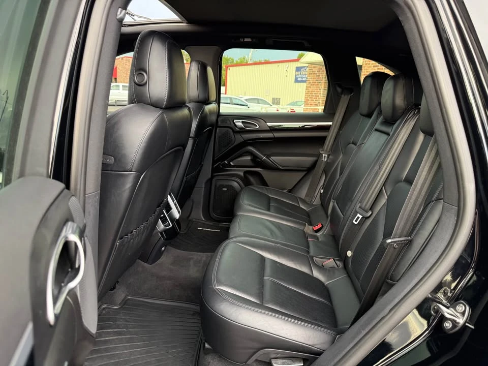 2014 Porsche 958 Cayenne - Image 11 of 20
