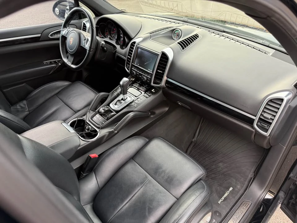 2014 Porsche 958 Cayenne - Image 7 of 20