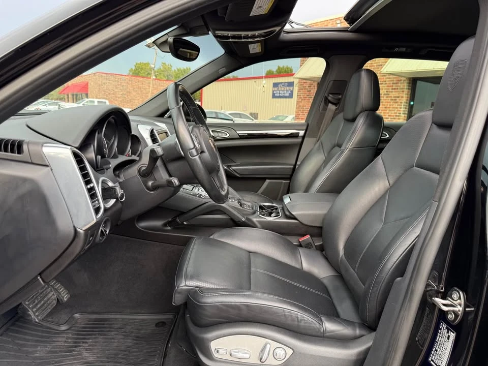 2014 Porsche 958 Cayenne - Image 14 of 20