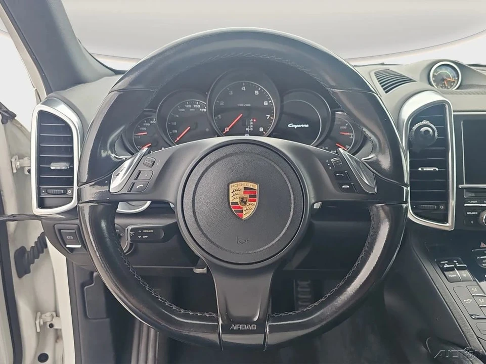 2014 Porsche 958 Cayenne - Image 9 of 21
