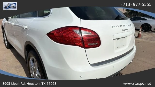 2014 Porsche 958 Cayenne - Image 16 of 31