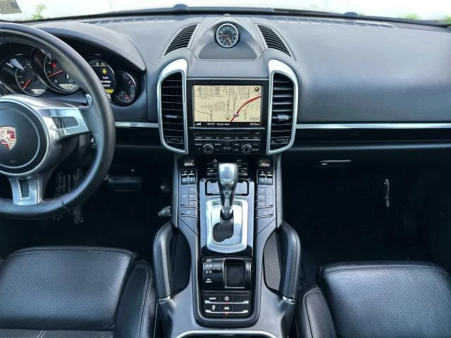2014 Porsche 958 Cayenne - Image 17 of 21