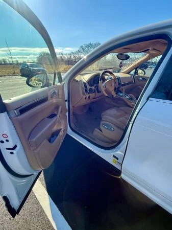 2014 Porsche 958 Cayenne - Image 19 of 21