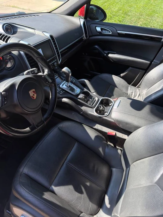 2014 Porsche 958 Cayenne - Image 8 of 10
