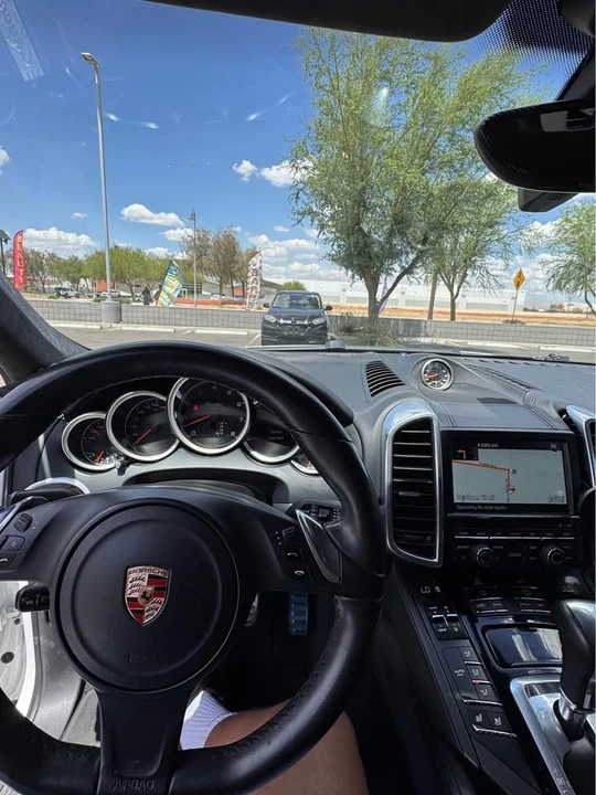 2014 Porsche 958 Cayenne Turbo S - Image 7 of 8