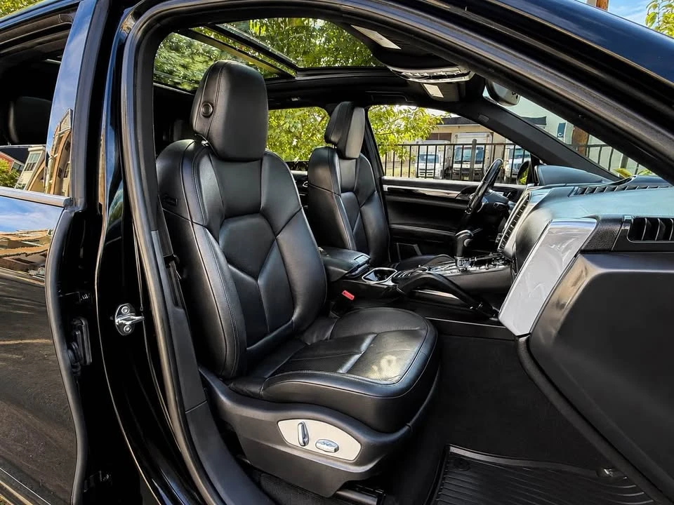 2014 Porsche 958 Cayenne - Image 12 of 20
