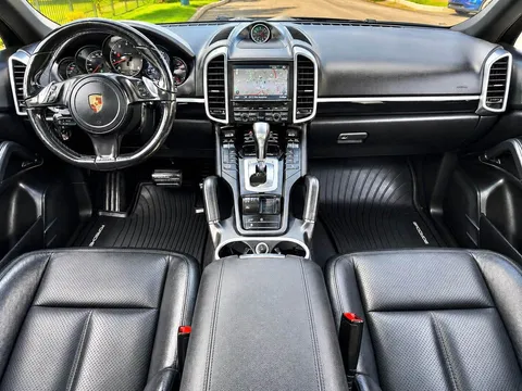 2014 Porsche 958 Cayenne - Image 2 of 20