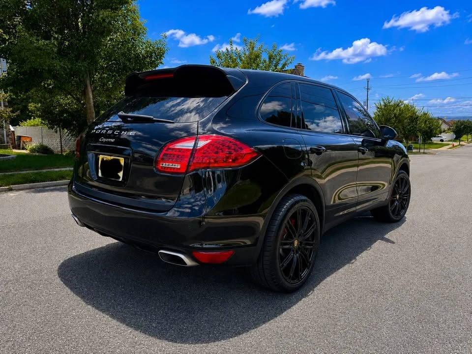 2014 Porsche 958 Cayenne - Image 7 of 20