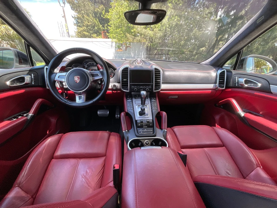 2014 Porsche 958 Cayenne Turbo - Image 4 of 19