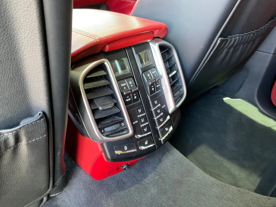2014 Porsche 958 Cayenne Turbo - Image 17 of 19