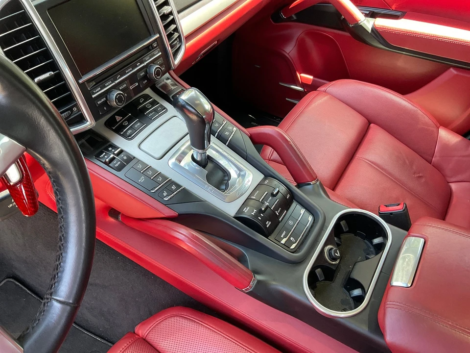 2014 Porsche 958 Cayenne Turbo - Image 5 of 19