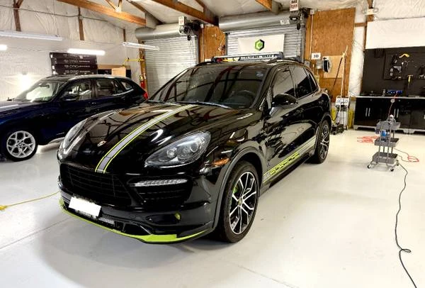 2014 Porsche 958 Cayenne Turbo - Image 2 of 21