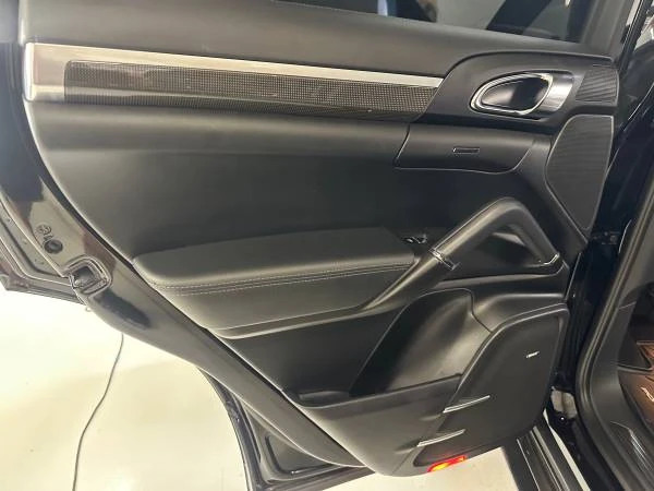 2014 Porsche 958 Cayenne Turbo - Image 15 of 21