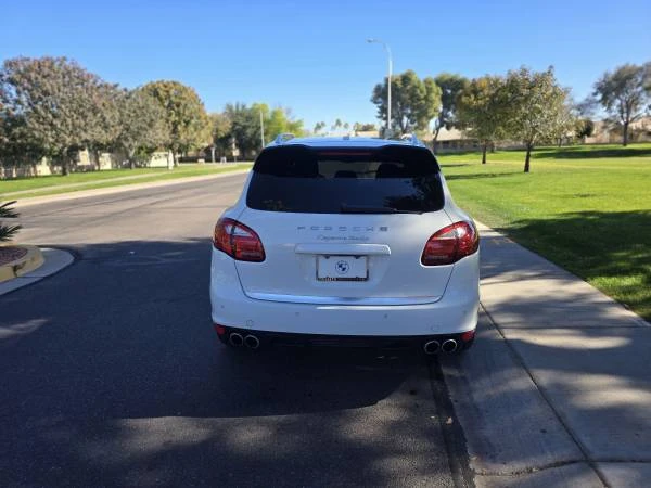 2014 Porsche 958 Cayenne Turbo - Image 2 of 21