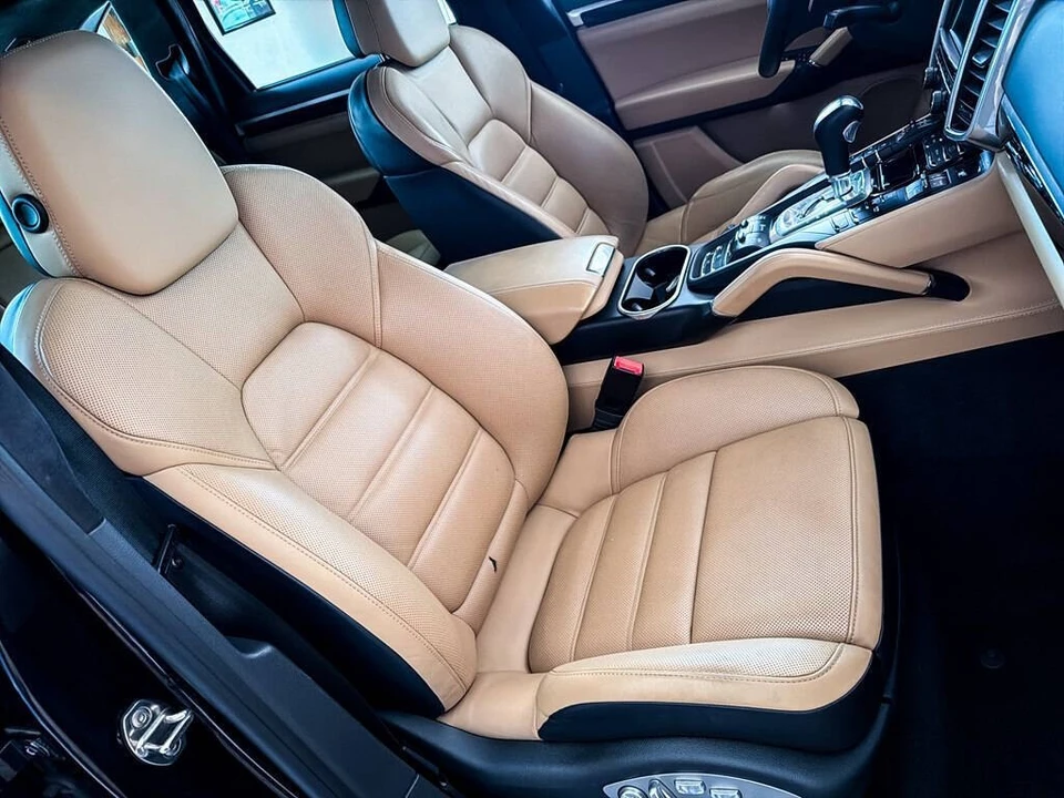 2014 Porsche 958 Cayenne Turbo - Image 29 of 31
