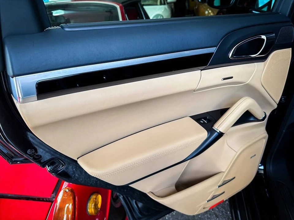 2014 Porsche 958 Cayenne Turbo - Image 21 of 31