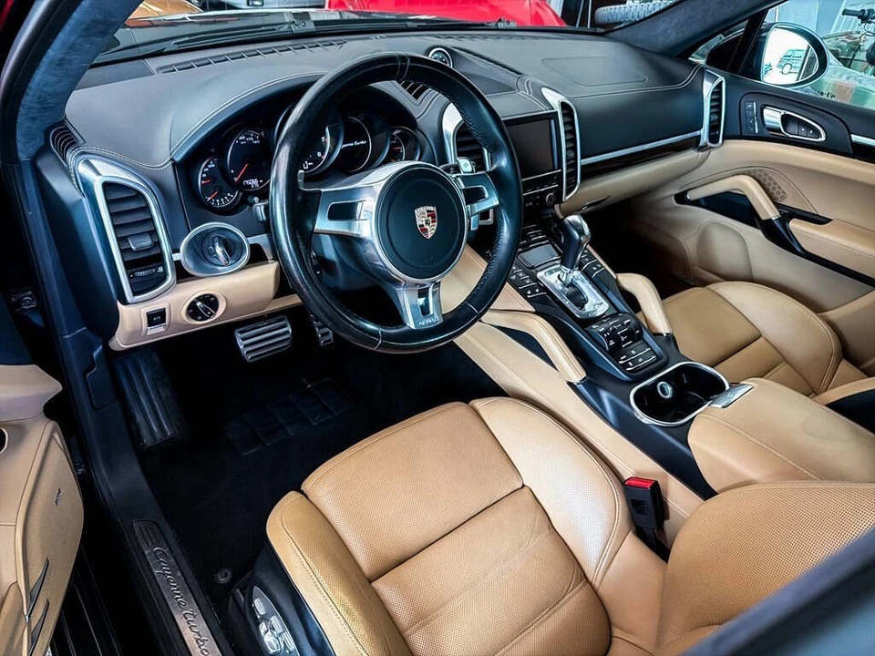 2014 Porsche 958 Cayenne Turbo - Image 16 of 31