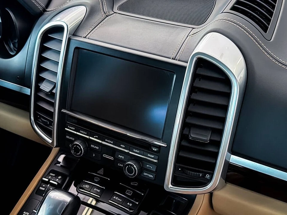 2014 Porsche 958 Cayenne Turbo - Image 30 of 31