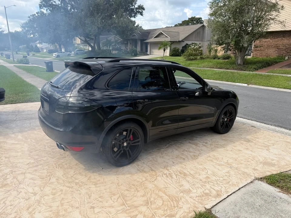 2014 Porsche 958 Cayenne Turbo - Image 2 of 10
